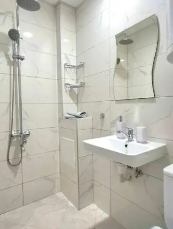 Riverview Апартамент *