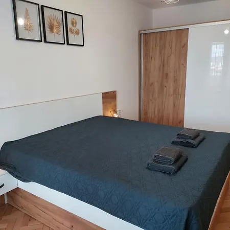 Апартамент Riverview *