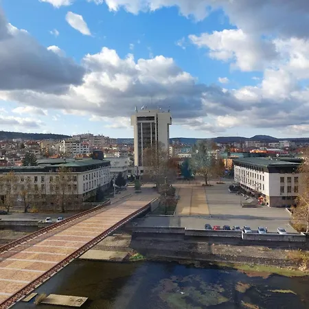 Апартамент Riverview