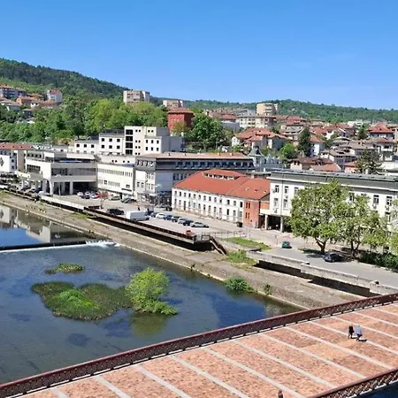 Апартамент Riverview *