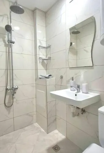 Riverview Апартамент *