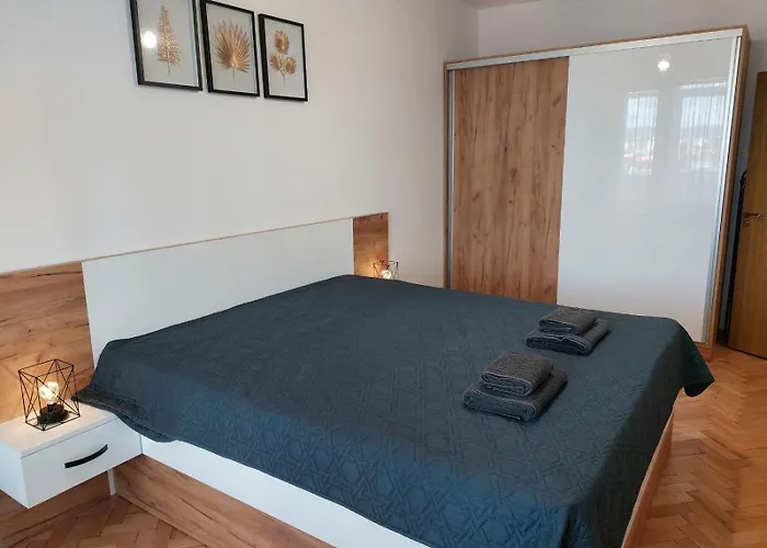 Апартамент Riverview *